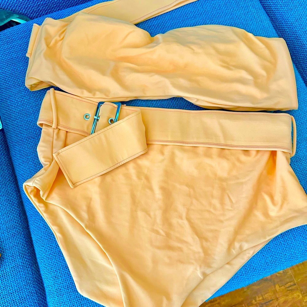 Andrea Iyamah bikini